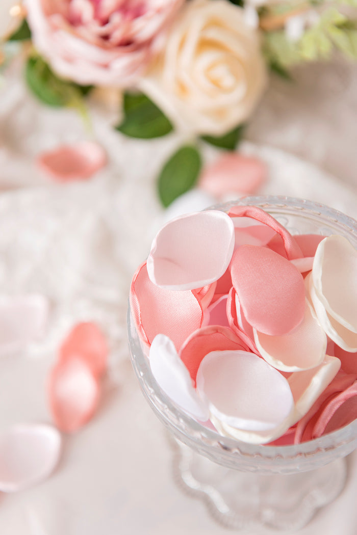 200pcs | Silk Rose Petals in Dreamy Blush Pink