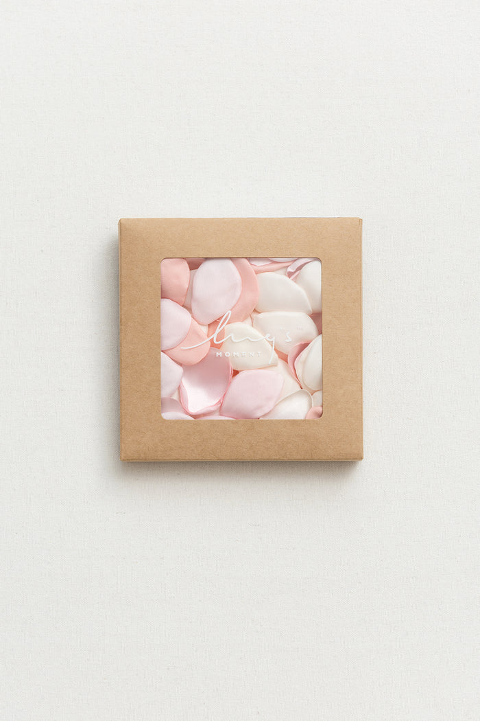 200pcs | Silk Rose Petals in Dreamy Blush Pink