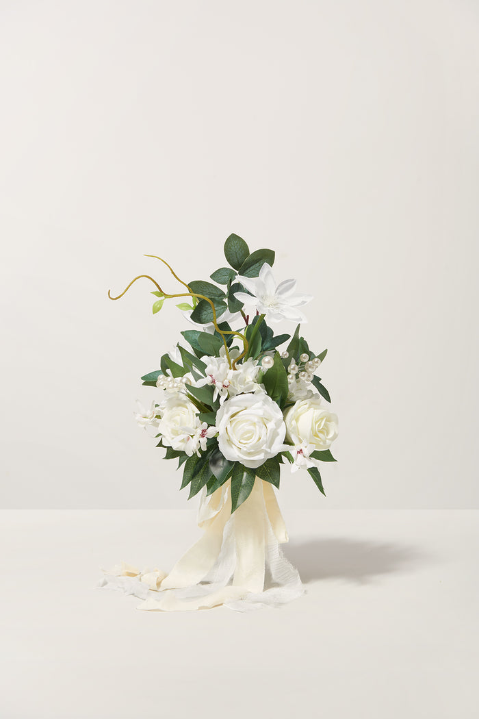 Free-Form Bridesmaid Bouquets in Natural White - Image 7