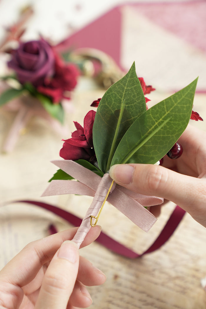 Boutonniere Set in Classic Marsala