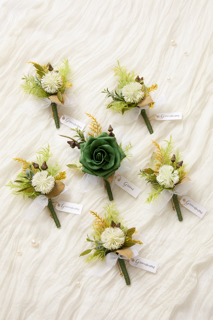 Boutonniere set in Grn-emerald Green & Beige