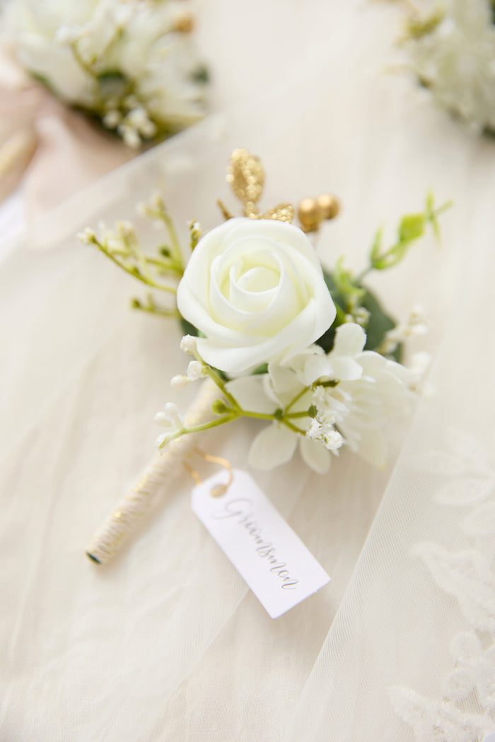 Boutonniere Set in Ivory