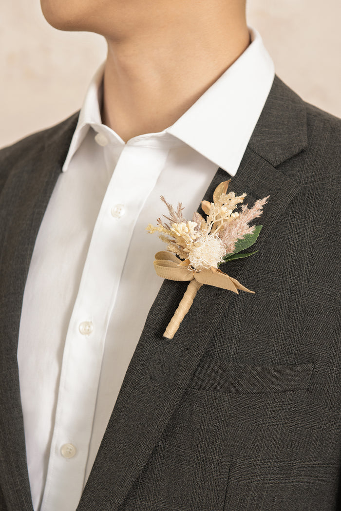 Boutonnieres for Guests in White & Beige - Image 2