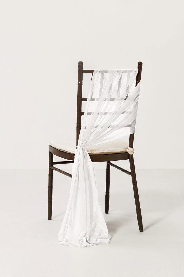 Aisle & Chair Decor Set in White