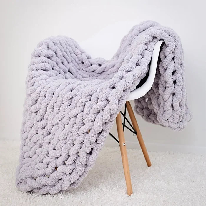 Chunky Knitted Blanket Rieworkes