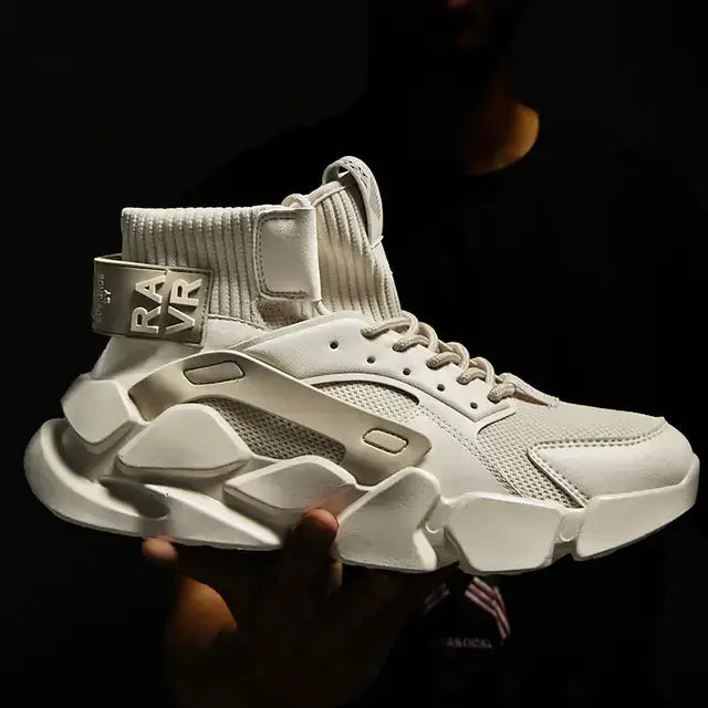 Beige Sneakers / 6.5