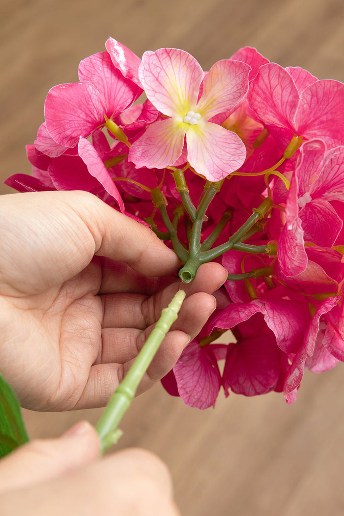 Hydrangeas with Stem - Image 4
