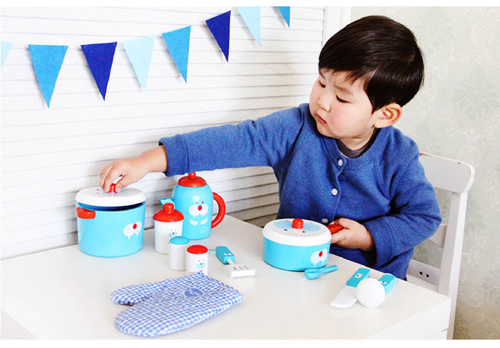 Realistic Wooden Toy Cookware Set for Kids Mimarta
