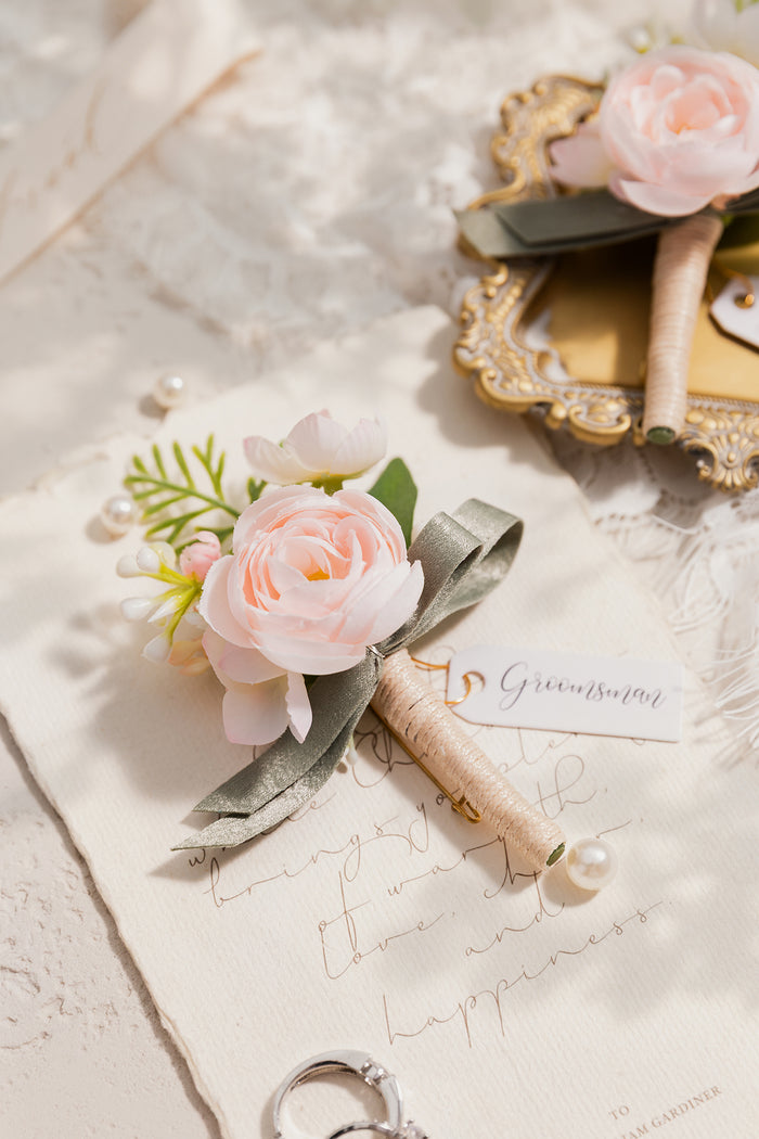 Boutonnieres in Blush & Cream - Image 9