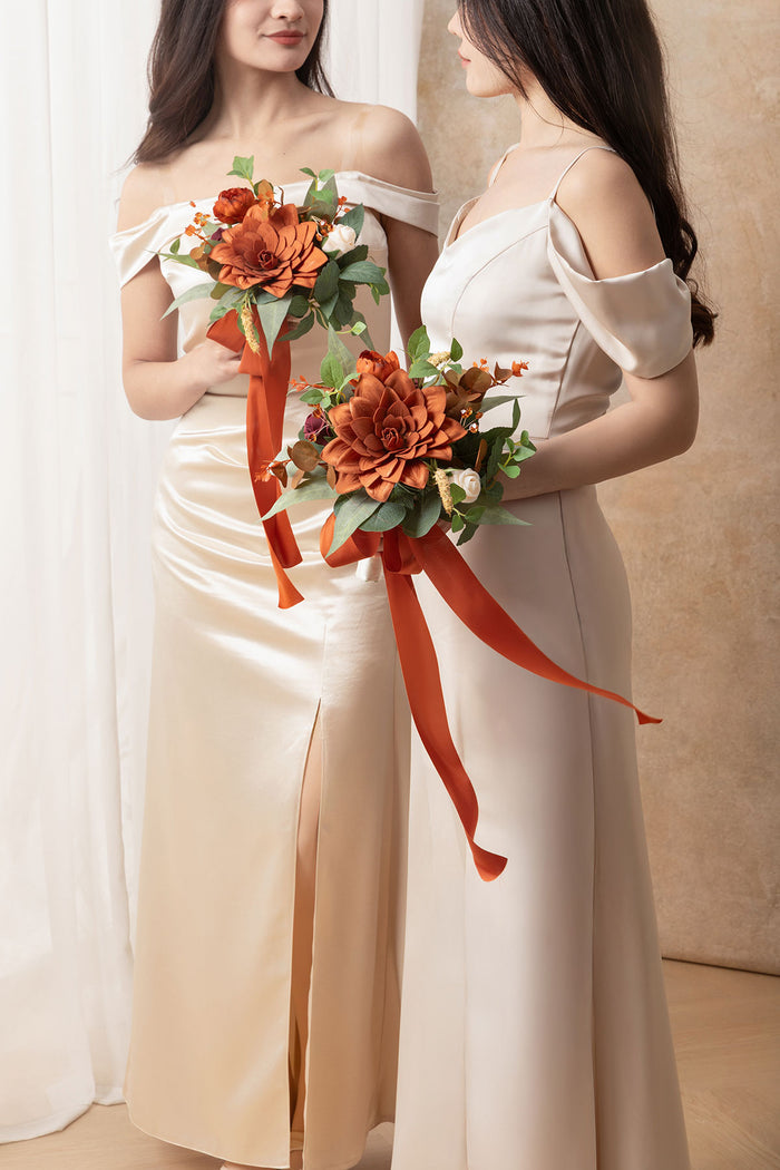 Bridesmaid Posy in Terracotta & Burnt Orange - Image 2