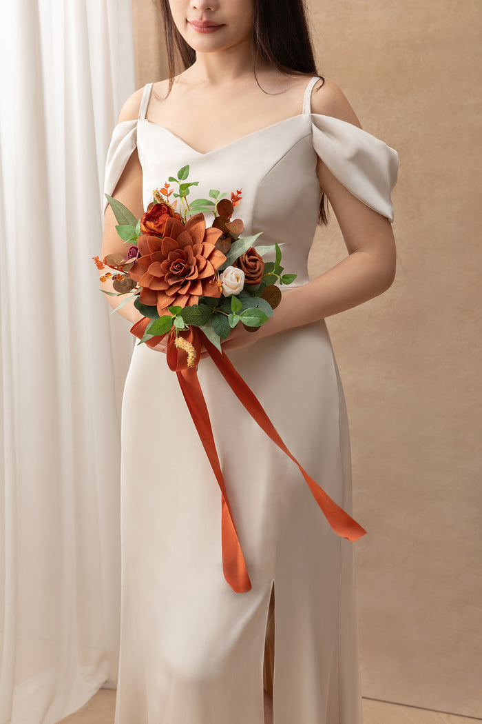 Bridesmaid Posy in Terracotta & Burnt Orange - Image 3