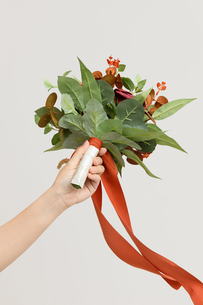 Bridesmaid Posy in Terracotta & Burnt Orange - Image 5