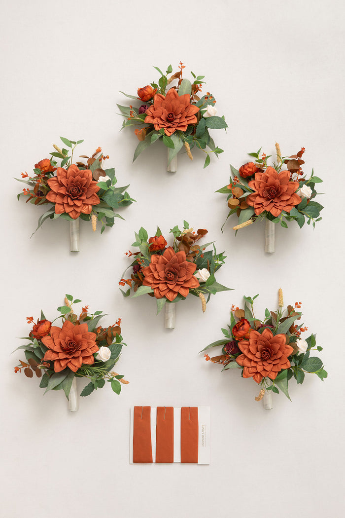 Bridesmaid Posy in Terracotta & Burnt Orange - Image 6